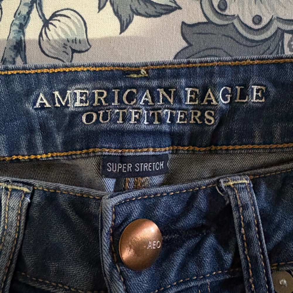 American Eagle Outfitters Distressed Blue Jean Shorts - Picture 2 of 4